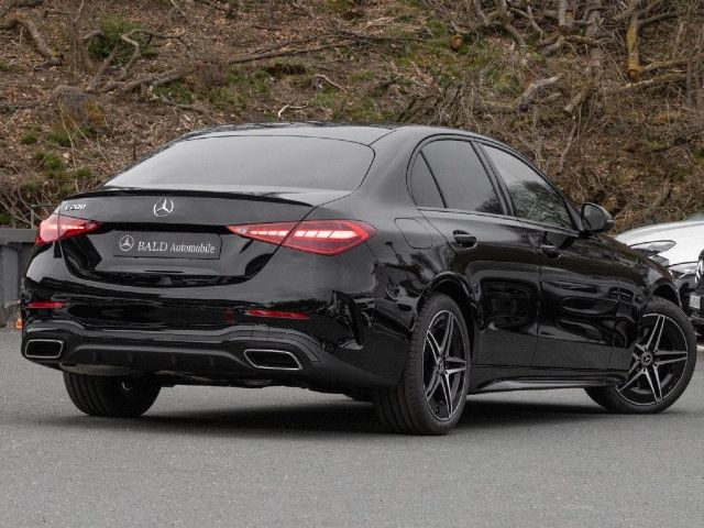 Mercedes-Benz C 200 AMG Line Sedan
