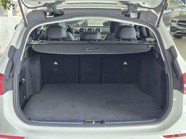 Mercedes-Benz C 200 AVANTGARDE Estate