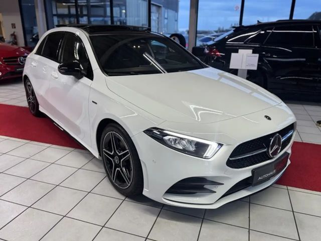 Mercedes-Benz A 200 AMG Line