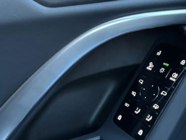 Audi Q5 Quattro S-Line Sportback