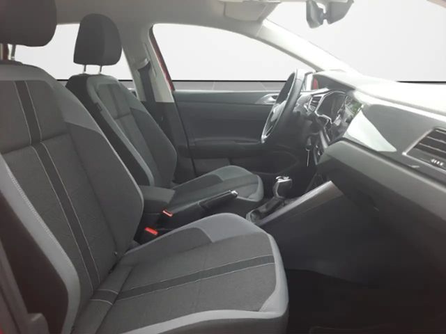 Volkswagen Polo 1.0 TSI DSG Style