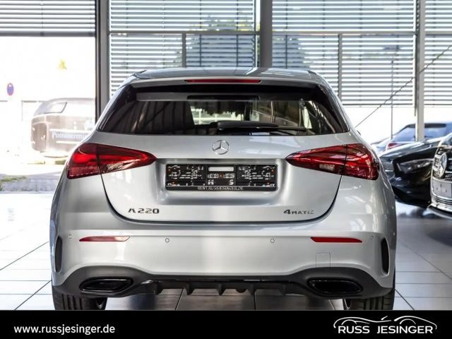 Mercedes-Benz A 220 4MATIC AMG Line