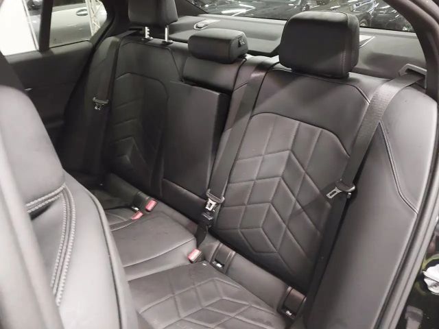 BMW 520 520d M-Sport Sedan xDrive