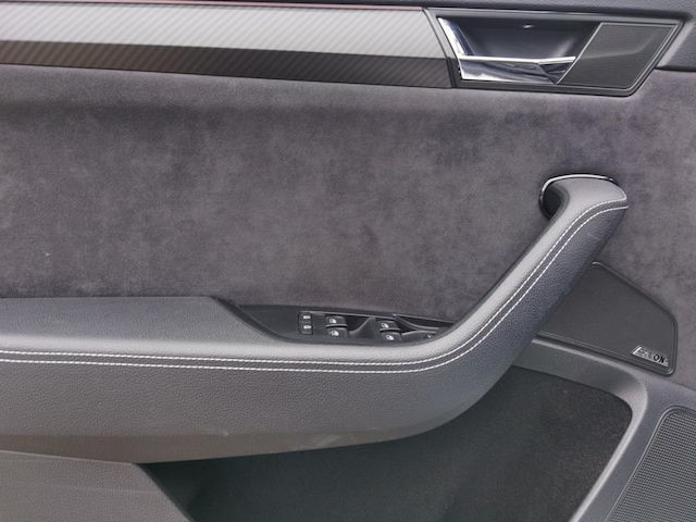 Skoda Superb 1.4 TSI Combi Sportline iV