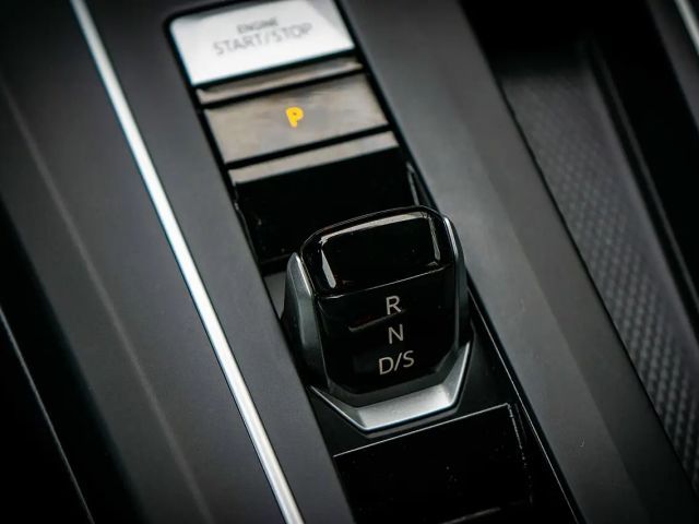 Volkswagen Golf DSG Life