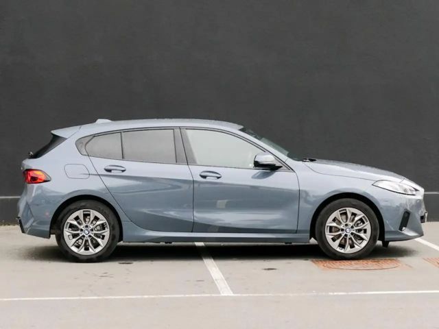 BMW 120 Sedan