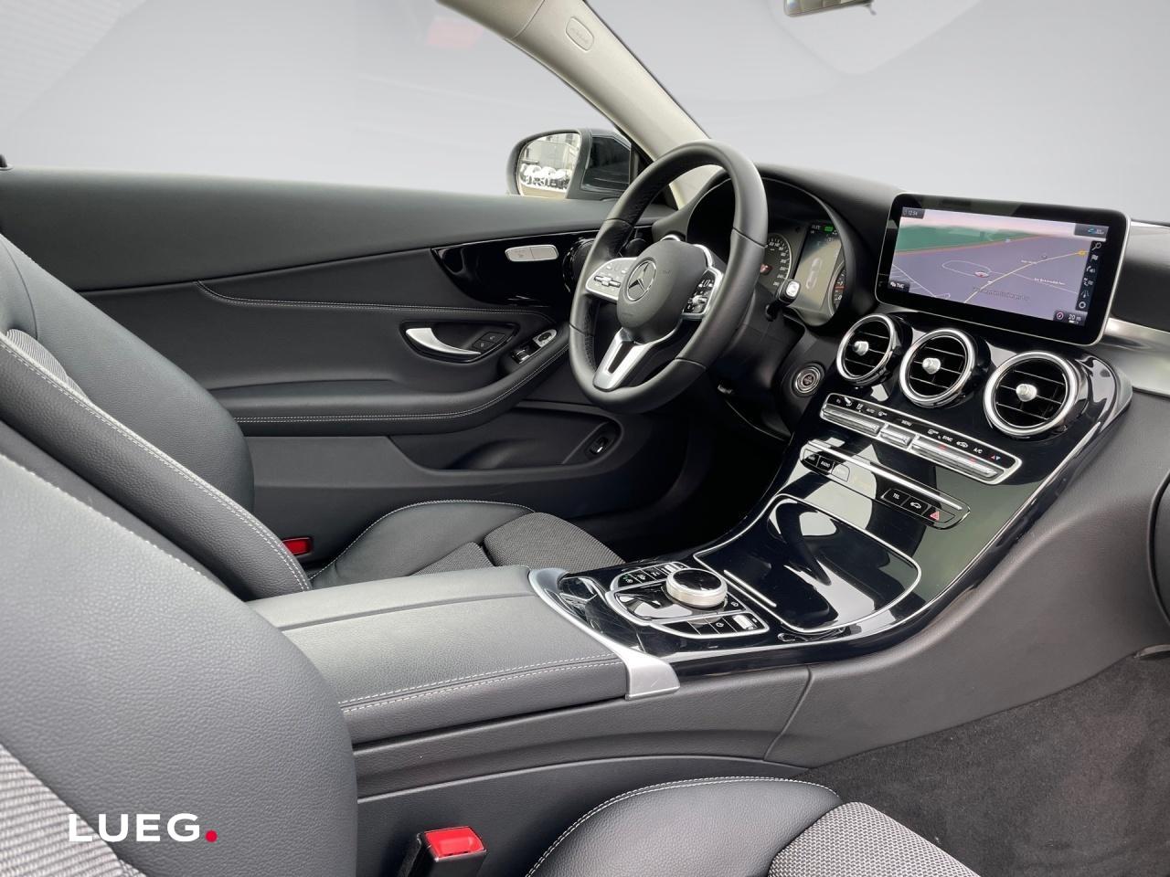 Mercedes-Benz C 200 AMG Line