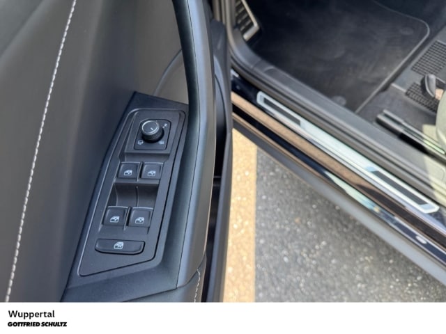 Volkswagen T-Roc 1.5 TSI DSG R-Line