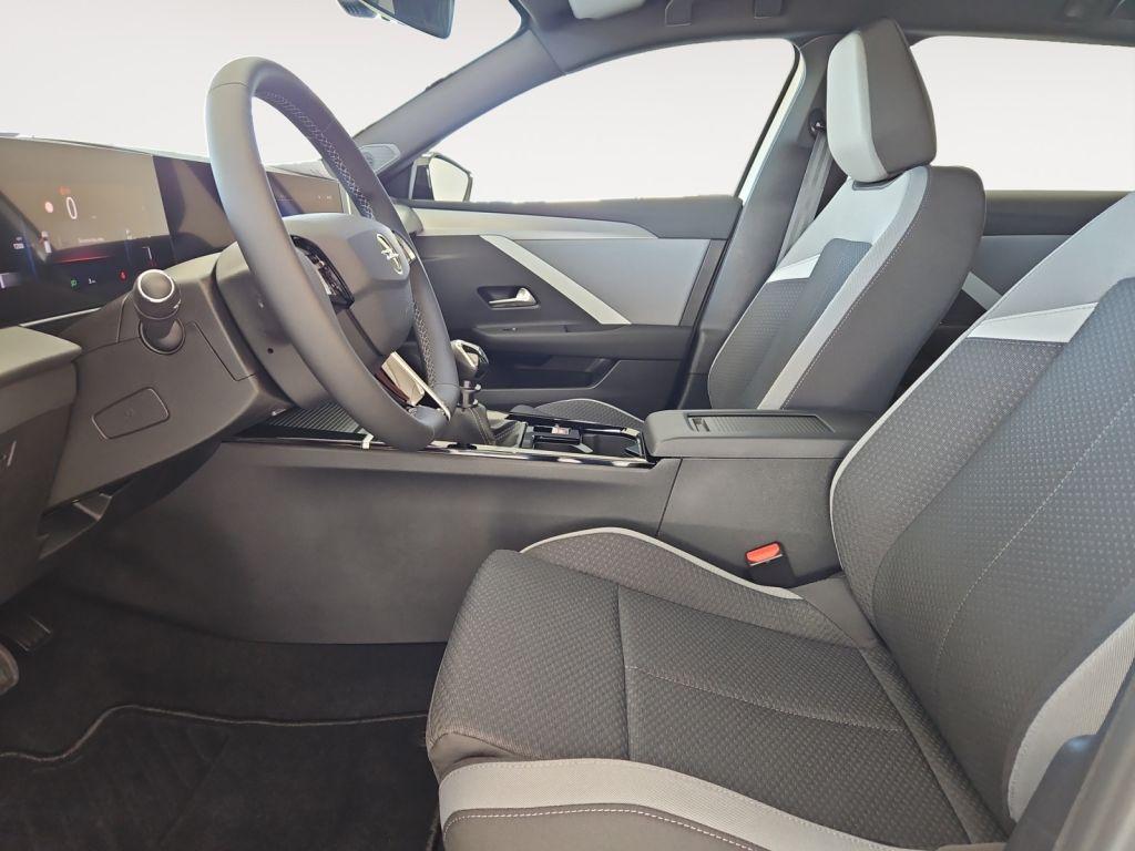 Opel Astra 1.2 Turbo Edition Sports Tourer Turbo