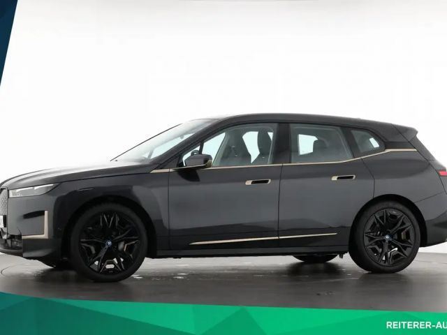 BMW iX xDrive40