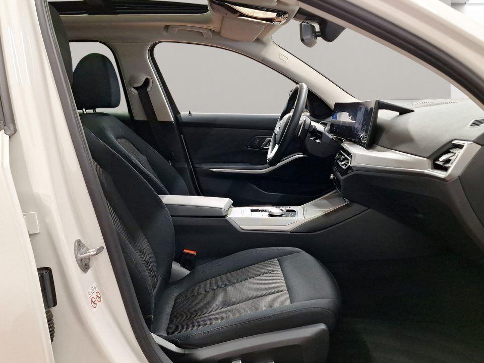 BMW 320 320e Touring