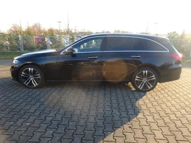 Mercedes-Benz C 220 AVANTGARDE C 220 d Estate