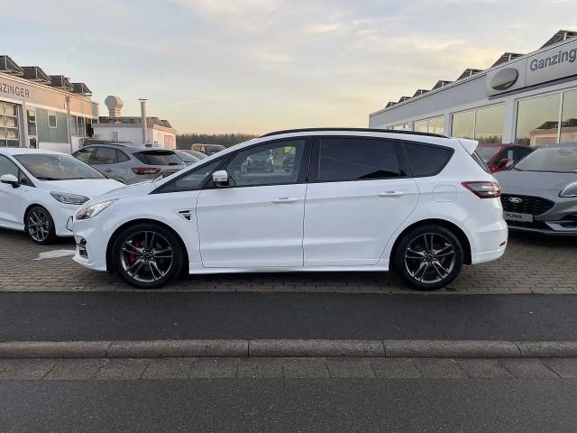 Ford S-Max ST Line
