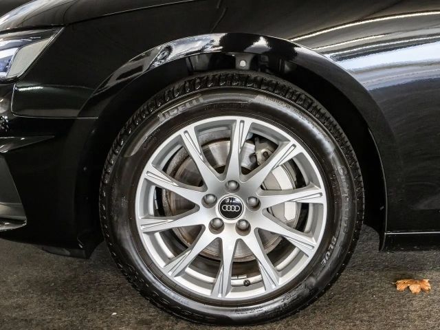 Audi A4 40 TFSI Business S-Tronic