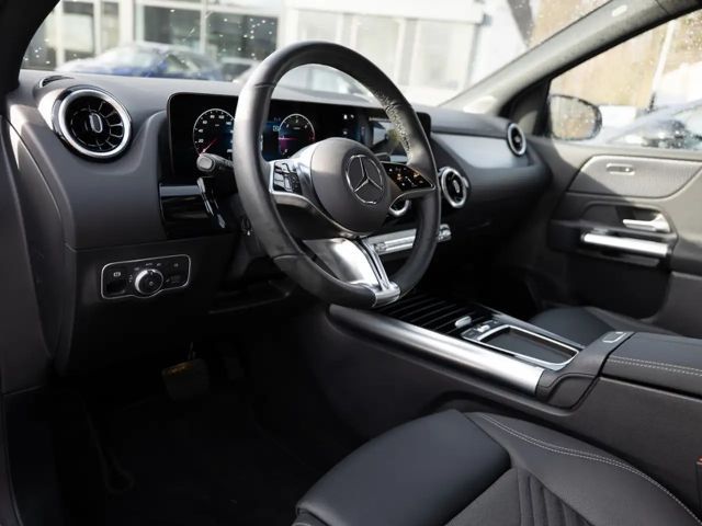 Mercedes-Benz B 200 B 200 d Progressive