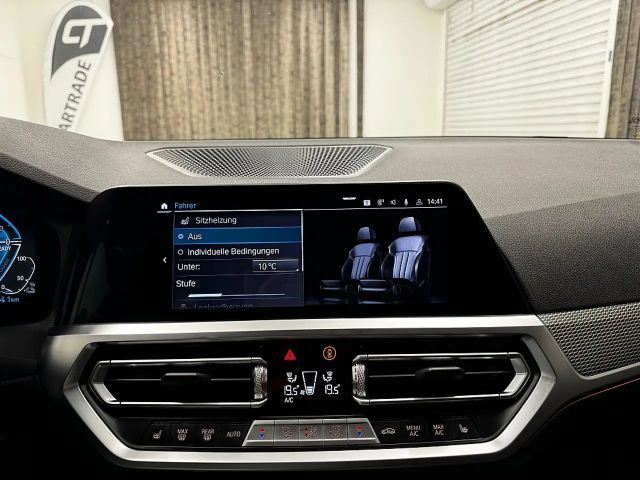 BMW 330 330e M-Sport Touring xDrive