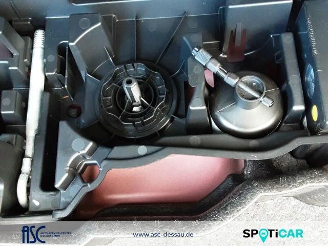 Peugeot 2008 ALLURE130 Navi,Kamera,SHZ,DAB,Allwetter