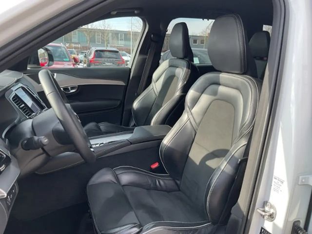 Volvo XC90 R-Design T8