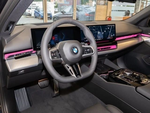 BMW 520 520d M-Sport Sedan