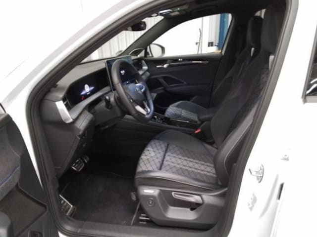 Volkswagen Tayron 2.0 TDI DSG IQ.Drive R-Line