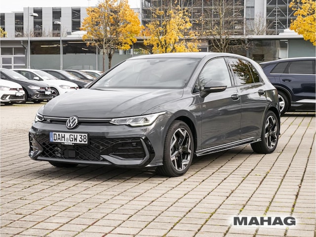 Volkswagen Golf 1.5 eTSI DSG Golf VIII R-Line