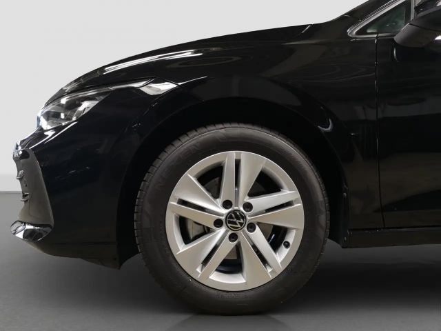 Volkswagen Golf 1.5 TSI Life Variant