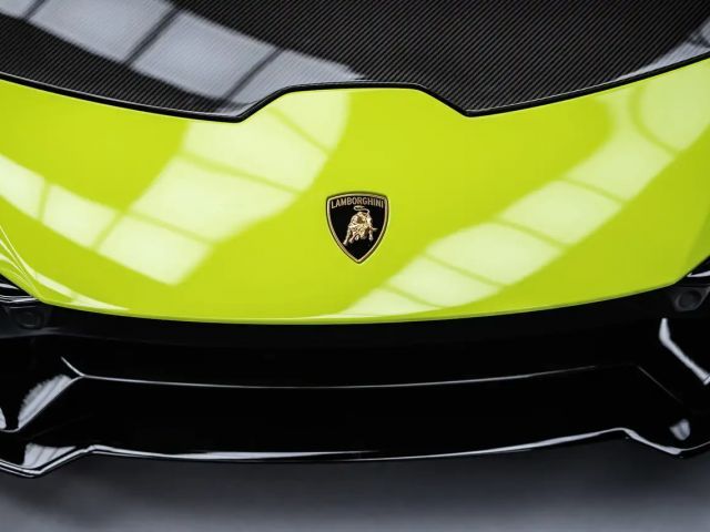 Lamborghini Huracan n Tecnica Carbon front & rear bonnet + Alcantara