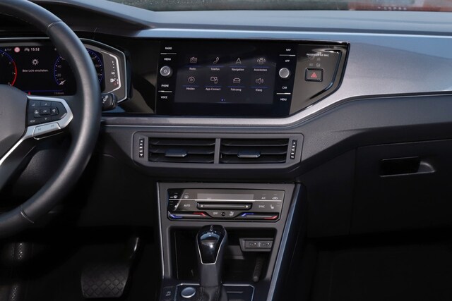 Volkswagen Polo 1.0 TSI DSG Style