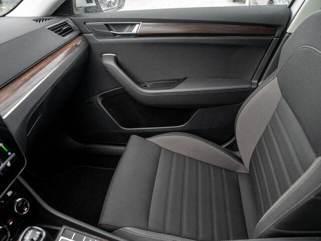 Skoda Superb 2.0 TDI Combi