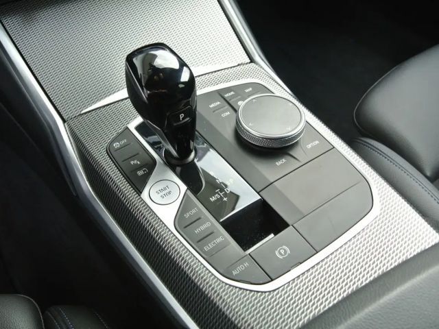 BMW 320 320e Touring