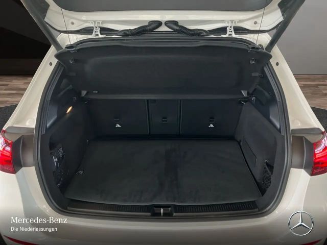 Mercedes-Benz B 200 Progressive Sedan