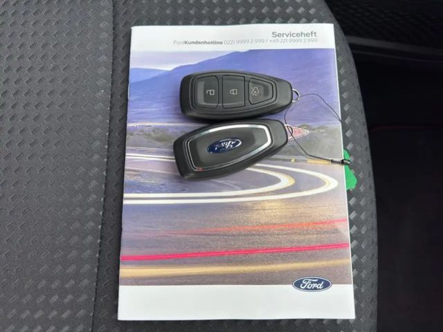 Ford Kuga Plug in Hybrid ST Line