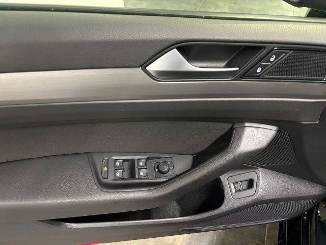 Volkswagen Passat 2.0 TDI Business DSG Variant