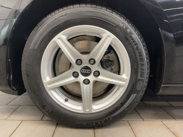 Audi A4 35 TFSI Sedan