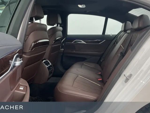 BMW 740 M-Sport Sedan xDrive