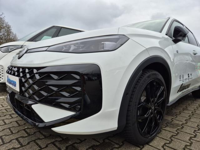 Volkswagen T-Roc 1.5 eTSI DSG IQ.Drive R-Line Style