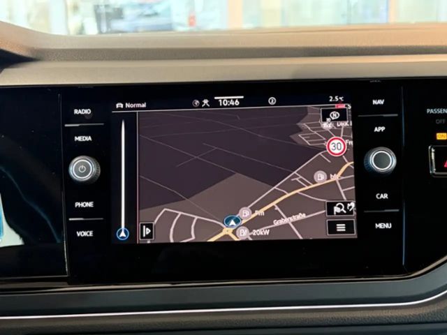 Volkswagen Taigo 1.0 TSI DSG R-Line