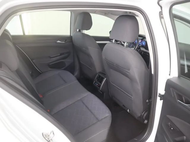 Volkswagen Golf DSG Life