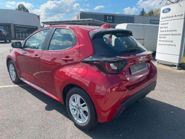 Mazda 2 HYBRID 1.5L VVT-i 116 PS Centre-Line *RFK *ACC