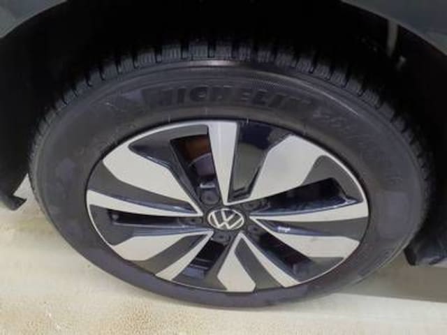 Volkswagen Golf 1.5 eTSI DSG Golf VIII