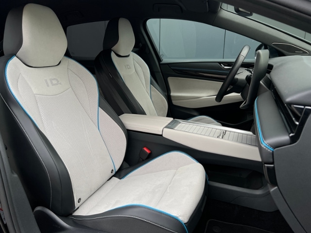 Volkswagen ID.7 IQ.Drive