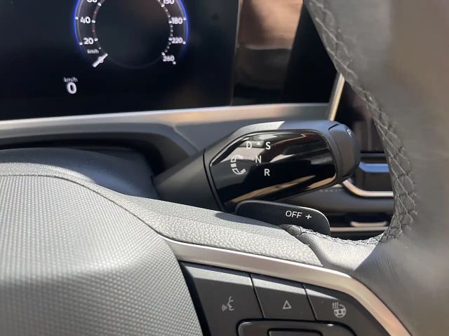 Volkswagen Passat ACT Business DSG Variant