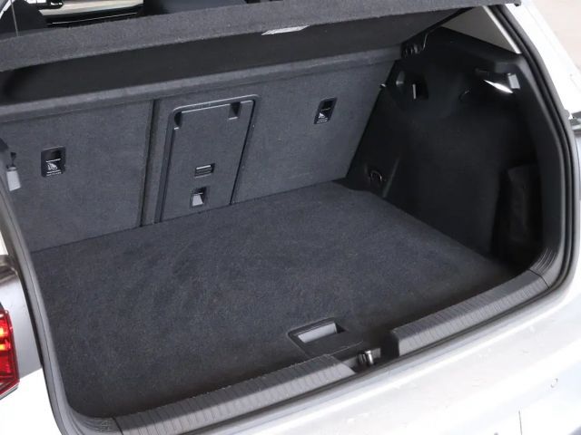 Volkswagen Golf DSG Golf VIII Life