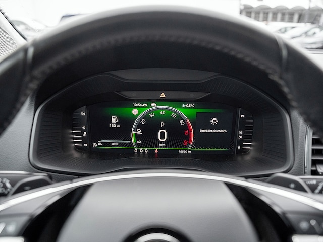 Skoda Karoq 1.5 TSI Tour