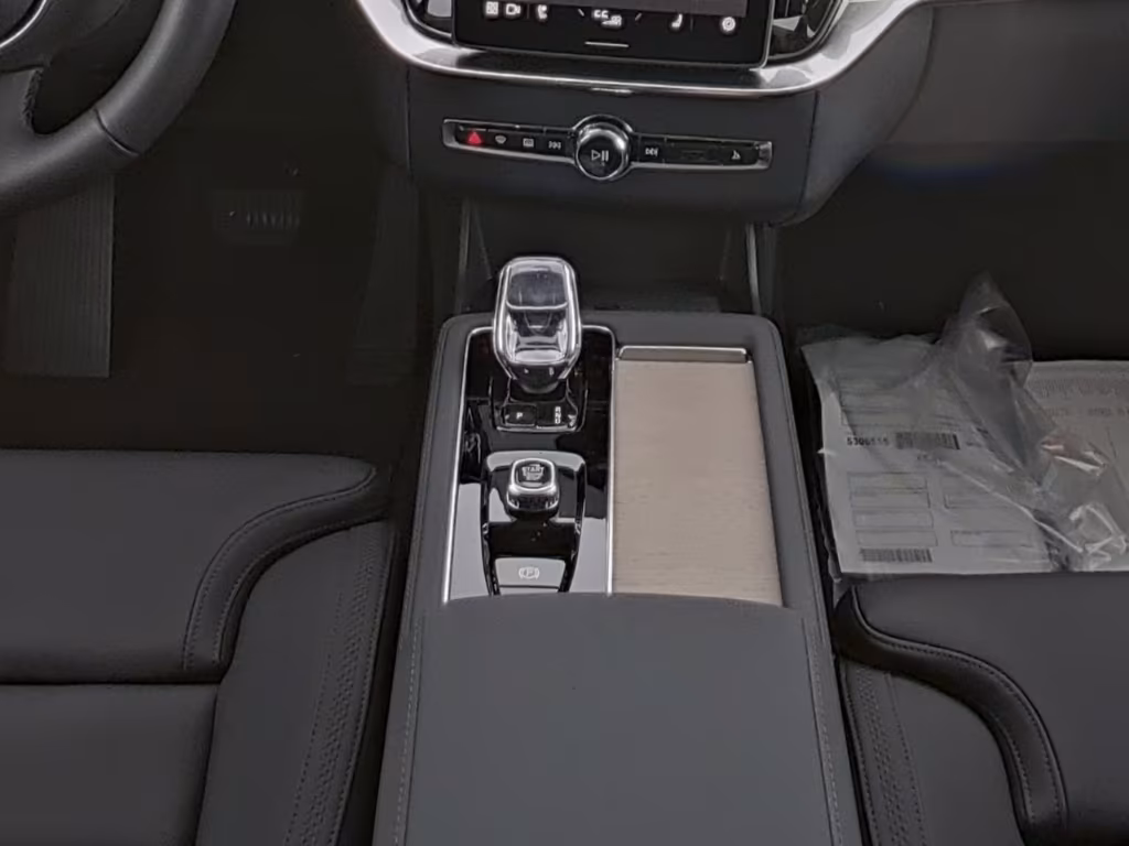 Volvo XC90 Dark Plus Recharge