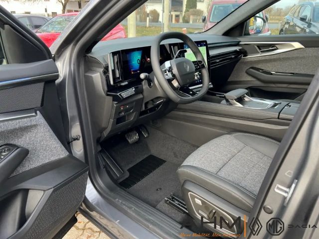 Renault Espace Hybrid Techno