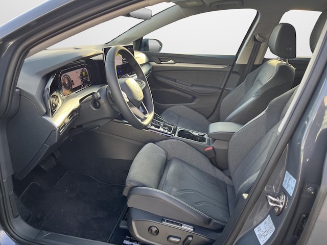 Volkswagen Golf DSG Style Variant