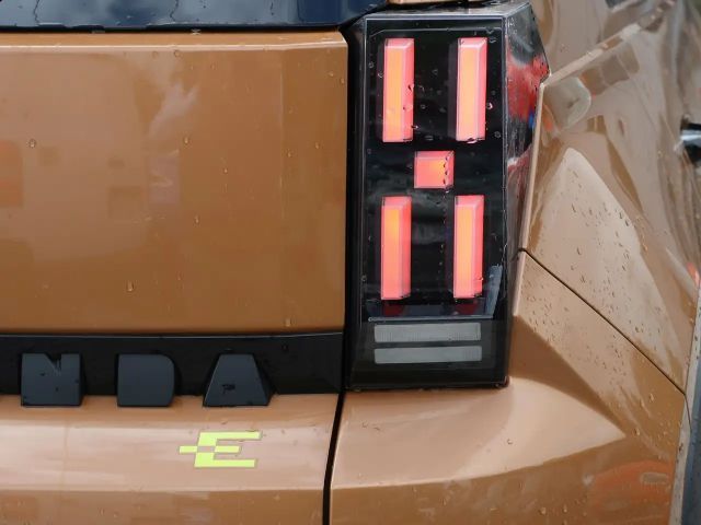 Fiat Grande Panda E La Prima