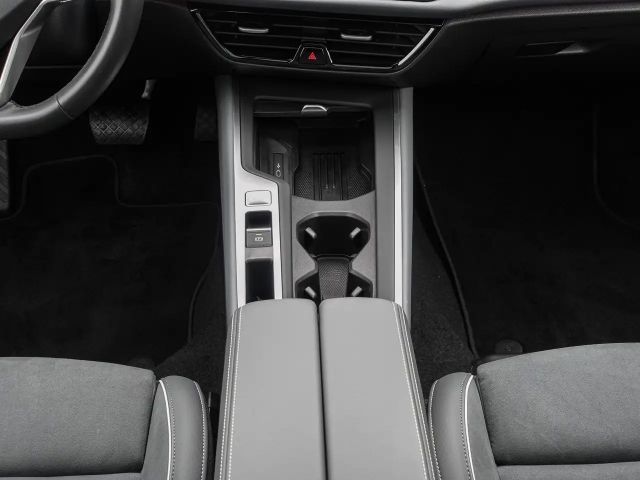 Volkswagen Passat 1.5 eTSI DSG Variant