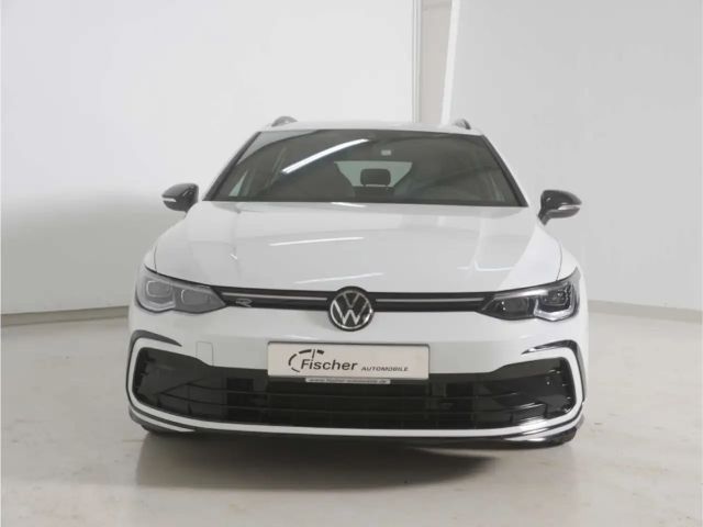 Volkswagen Golf 1.5 eTSI DSG R-Line Variant